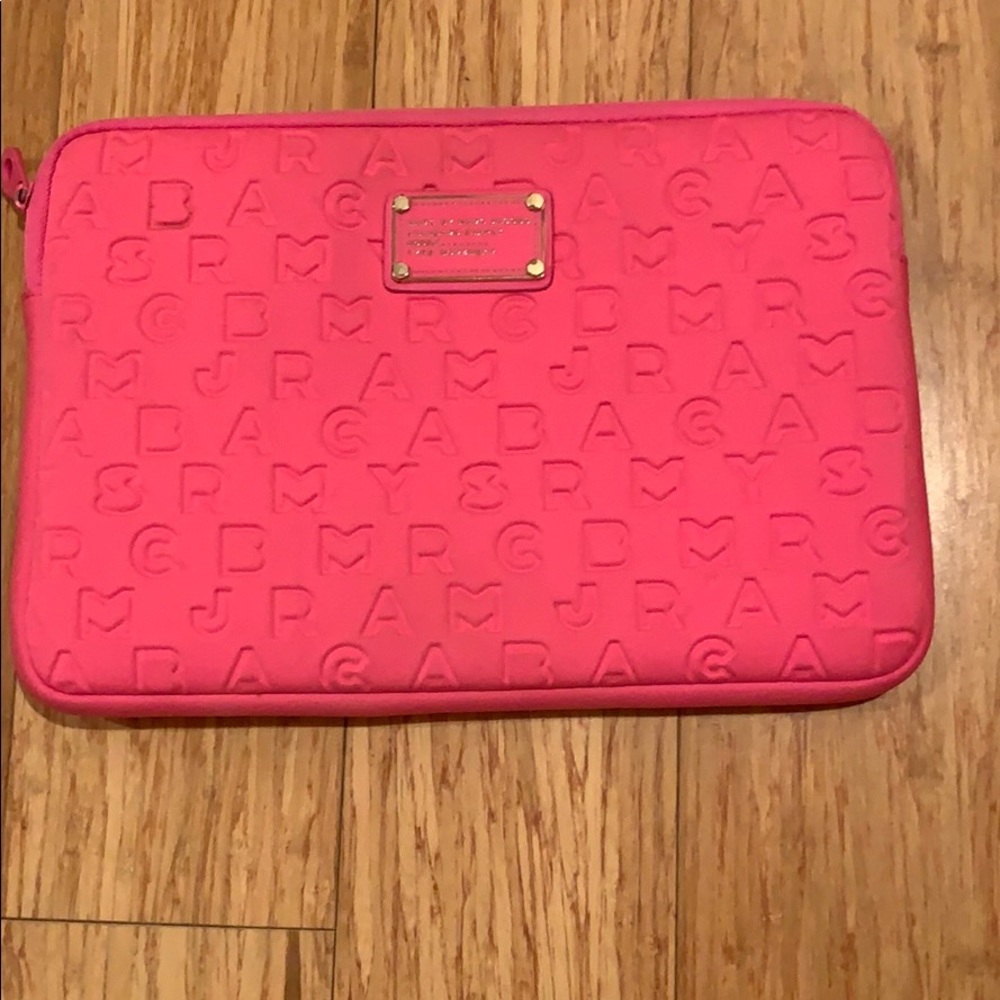 Marc by Marc Jacobs laptop/tablet zipper pouch